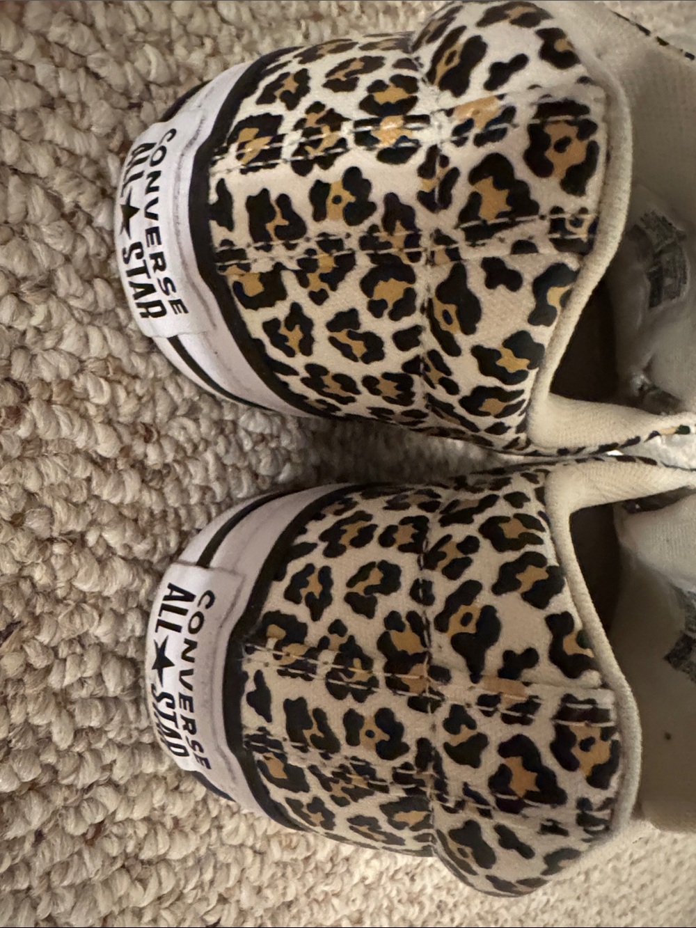 Converse Chuck Taylor All Star Low Top Leopard Sneakers - White/Tan W9 - Picture 4 of 4
